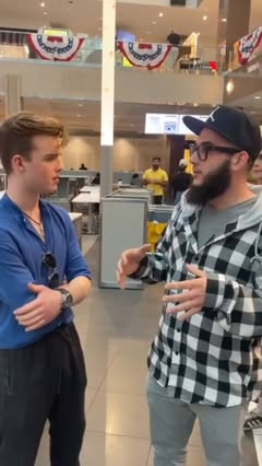 Took a video with a fan today 😎
Nobody told me Sheldon speaks Russian